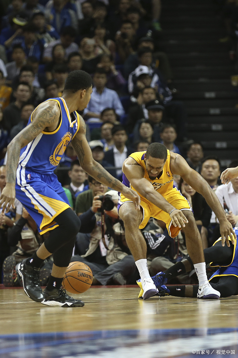 杜兰特绝杀时刻，威金斯点燃赛场，险胜迎来胜利！